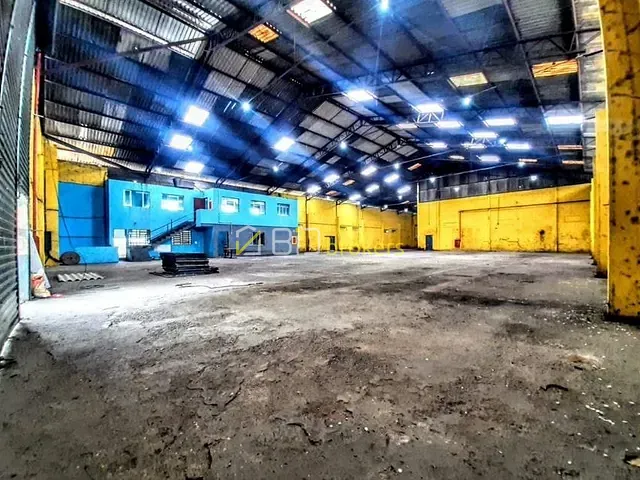 Galpão / Barracão com 2380m², à venda, no bairro Vila Mesquita em São Paulo