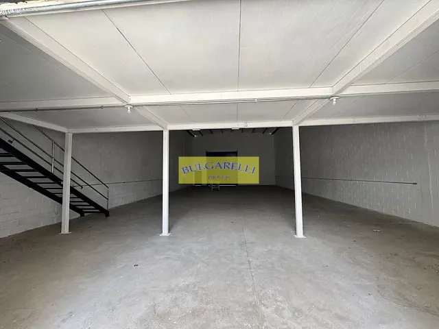Galpão / Barracão com 500m², à venda ou para alugar, no bairro Parque Residencial Jundiaí II em Jundiaí