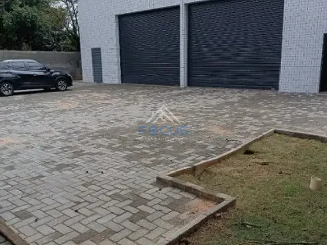 Galpão / Barracão com 580m², para alugar, no bairro Medeiros em Jundiaí