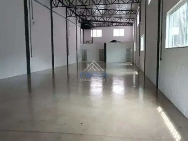 Galpão / Barracão com 580m², para alugar, no bairro Medeiros em Jundiaí
