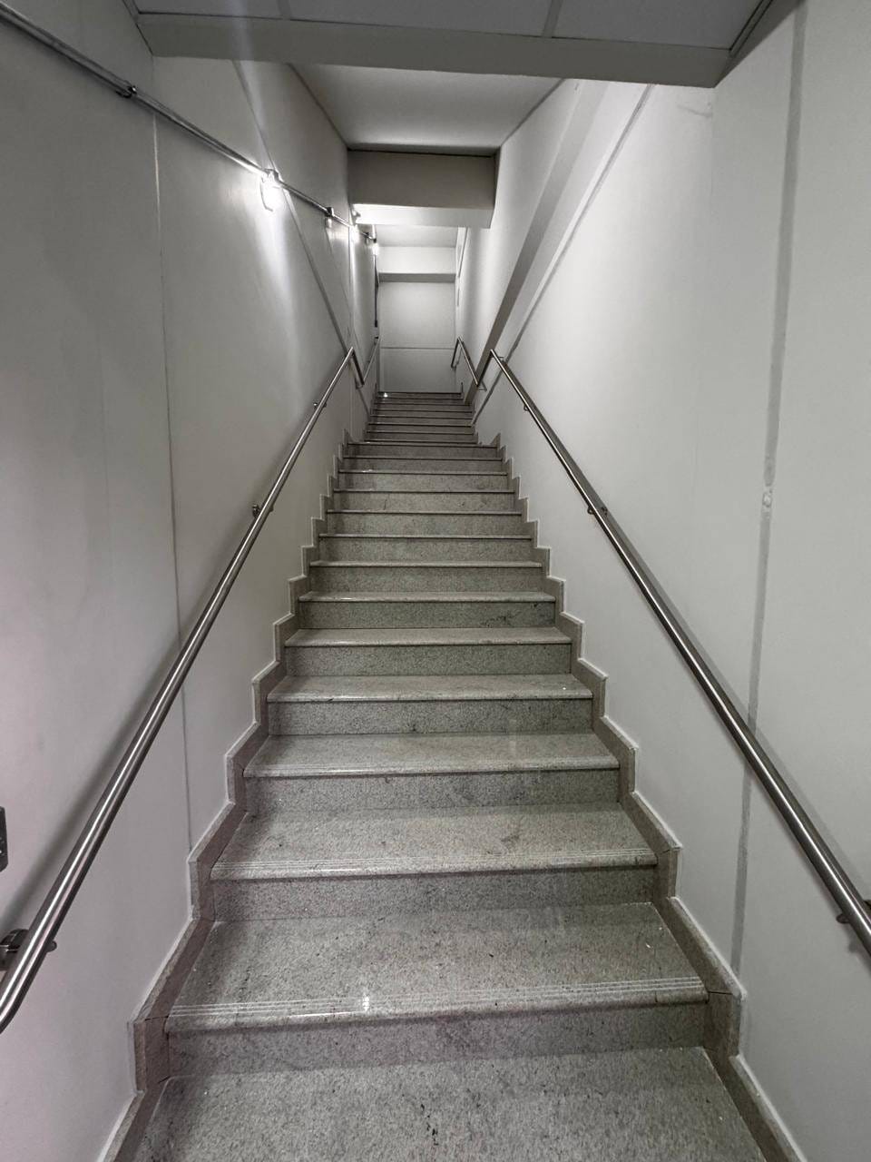 Depósito-Galpão-Armazém para alugar, 1130m² - Foto 19