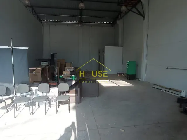 Galpão / Barracão com 170m², para alugar, no bairro Jardim Primavera em São José do Rio Preto