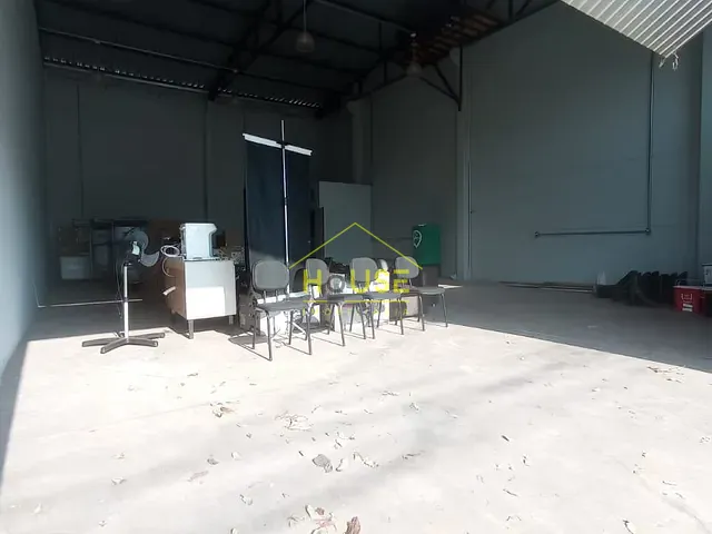 Galpão / Barracão com 170m², para alugar, no bairro Jardim Primavera em São José do Rio Preto