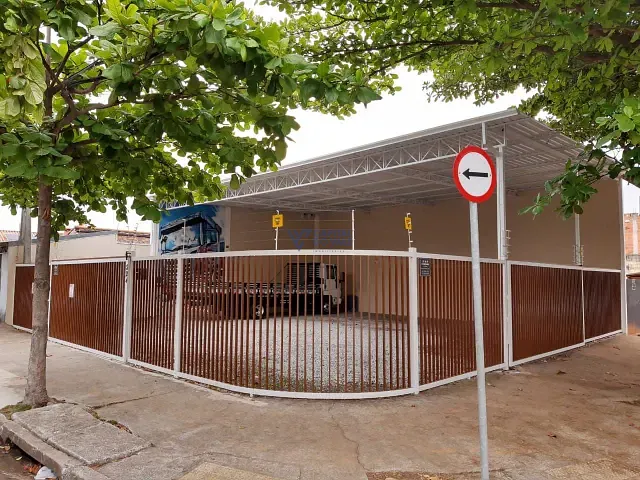 Galpão / Barracão com 225m², à venda, no bairro Parque Industrial em São José dos Campos
