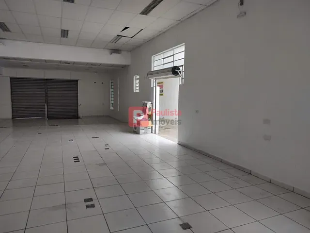 Galpão / Barracão com 1305m², para alugar, no bairro Santo Amaro em São Paulo