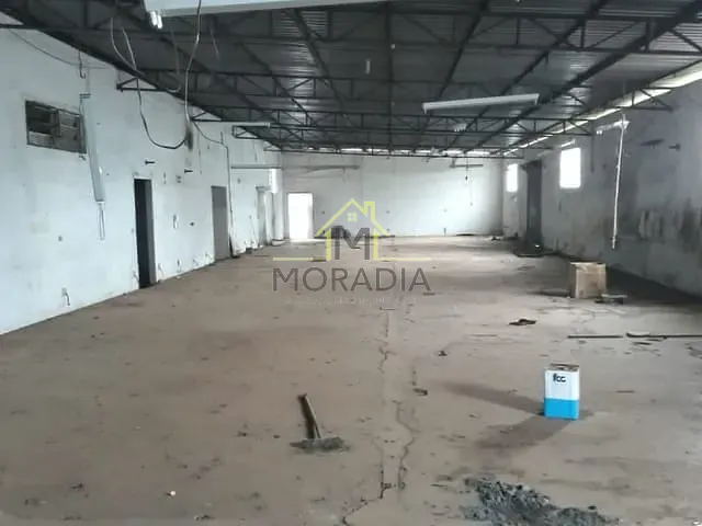 Galpão / Barracão com 1758m², à venda, no bairro Parque do Convento em Guaxupé