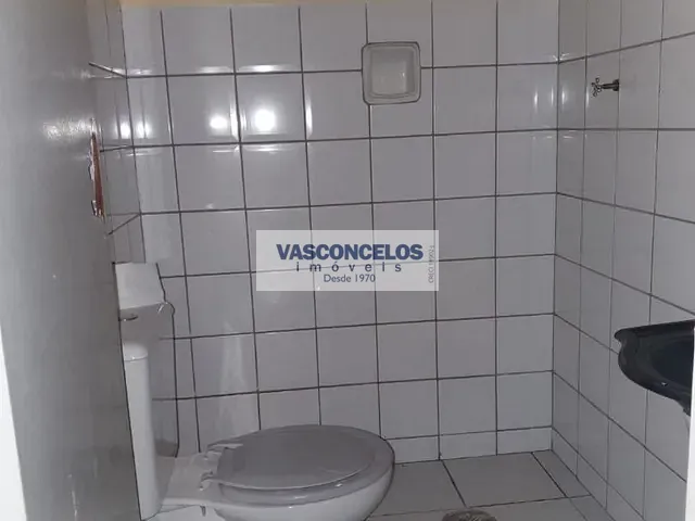 Galpão / Barracão com 297m², à venda, no bairro Vila São Pedro em São José dos Campos