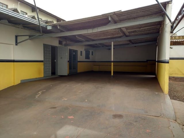 Foto do Galpão / Barracão - Galpão  comercial para locação, Centro, Uberaba. | ZUCATO IMOBILIARIA LTDA