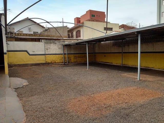 Foto do Galpão / Barracão - Galpão  comercial para locação, Centro, Uberaba. | ZUCATO IMOBILIARIA LTDA