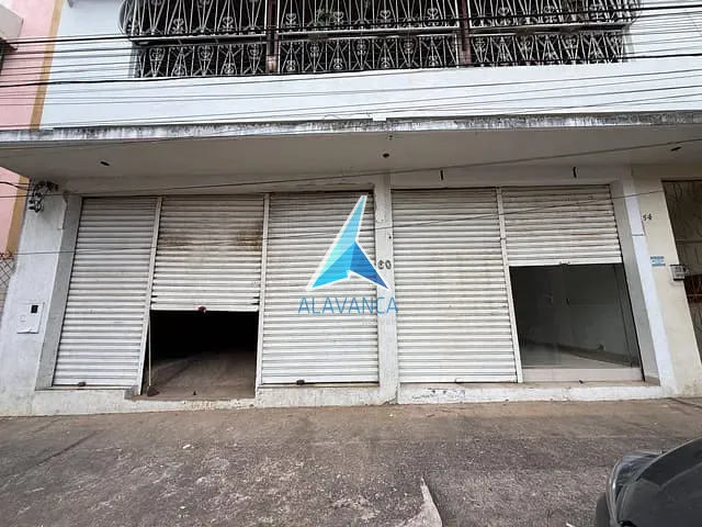 Galpão / Barracão com 286m², para alugar, no bairro Nossa Senhora das Graças em Governador Valadares