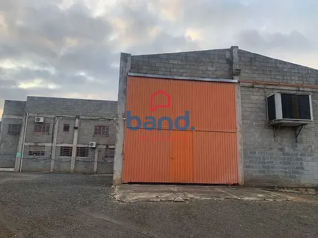 Galpão / Barracão com 1004m², à venda, no bairro Avecuia em Porto Feliz