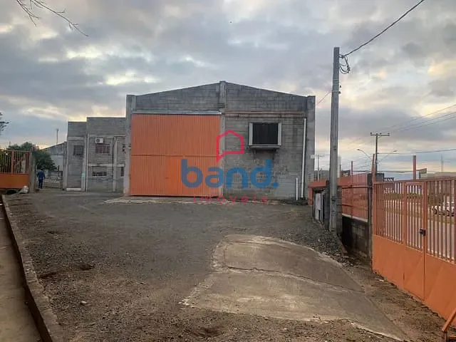 Galpão / Barracão com 1004m², à venda, no bairro Avecuia em Porto Feliz