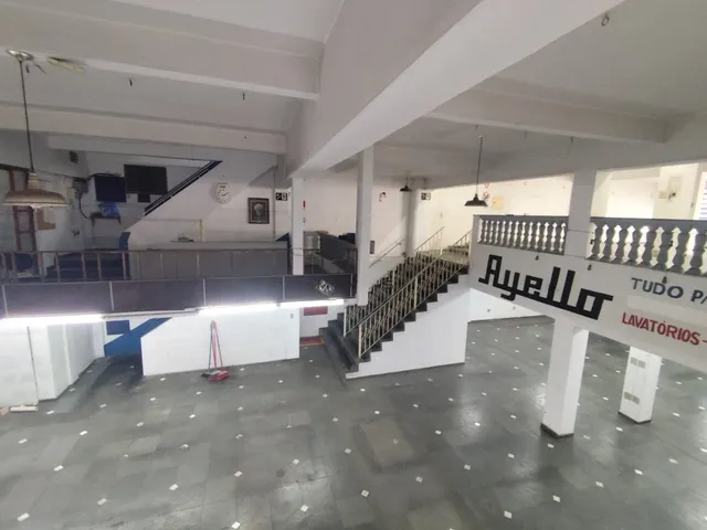 Galpão / Barracão com 2200m², à venda ou para alugar, no bairro Cambuci em São Paulo