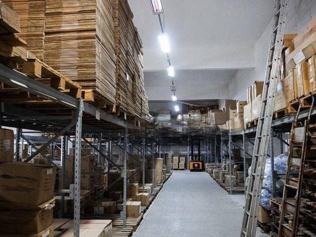 Galpão / Barracão com 1122m², à venda, no bairro Vila Príncipe de Gales em Santo André