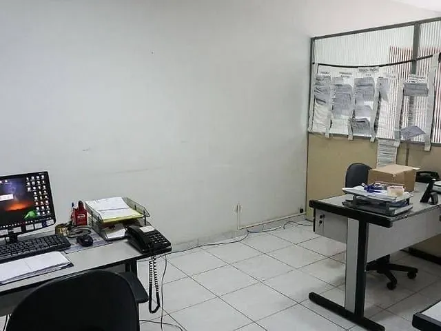 Galpão / Barracão com 1122m², à venda, no bairro Vila Príncipe de Gales em Santo André