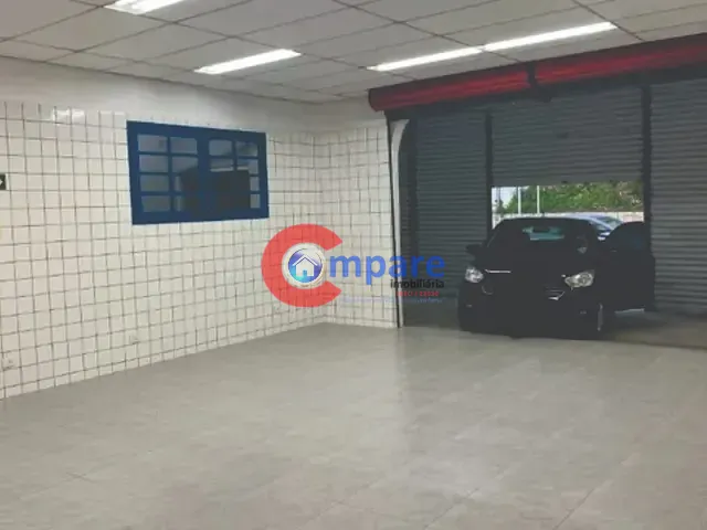 Galpão / Barracão com 310m², à venda, no bairro Vila Antonieta em Guarulhos