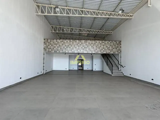 Galpão / Barracão para alugar, no bairro Centro em Salto