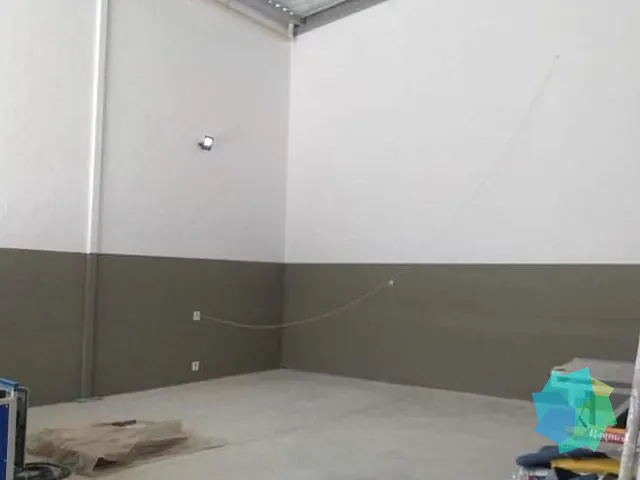 Galpão / Barracão com 175m², para alugar, no bairro Jardim Maria José em Salto