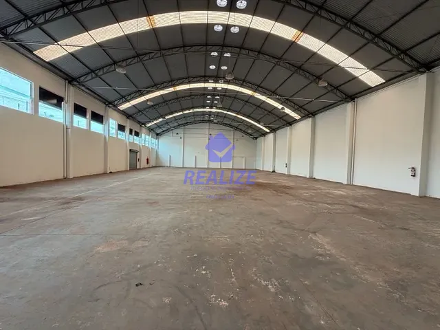Galpão / Barracão com 1200m², para alugar, no bairro Vila São Judas Thadeu em Botucatu