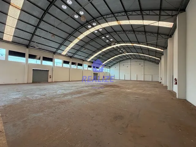 Galpão / Barracão com 1200m², para alugar, no bairro Vila São Judas Thadeu em Botucatu