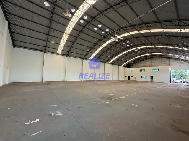 Galpão / Barracão com 1200m², para alugar, no bairro Vila São Judas Thadeu em Botucatu