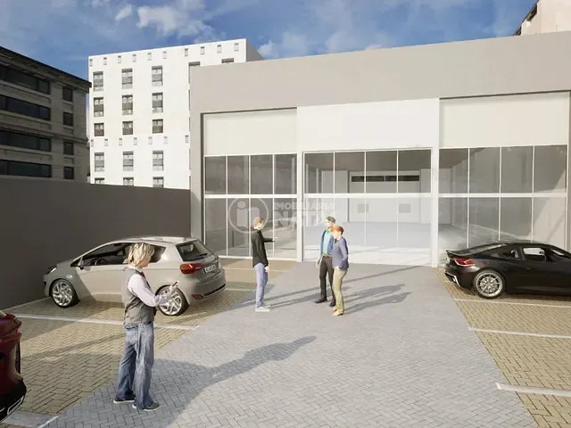 Galpão / Barracão com 787m², para alugar, no bairro Vila Ipiranga em Londrina