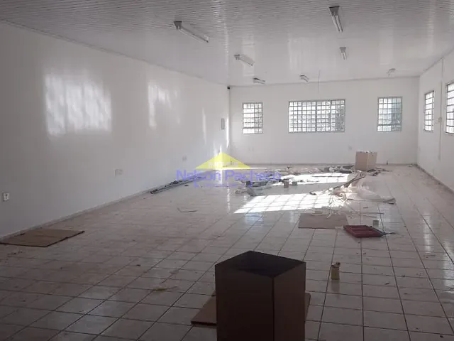 Galpão / Barracão com 208m², à venda, no bairro Nova Aparecida em Capivari