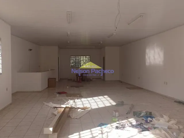 Galpão / Barracão com 208m², à venda, no bairro Nova Aparecida em Capivari