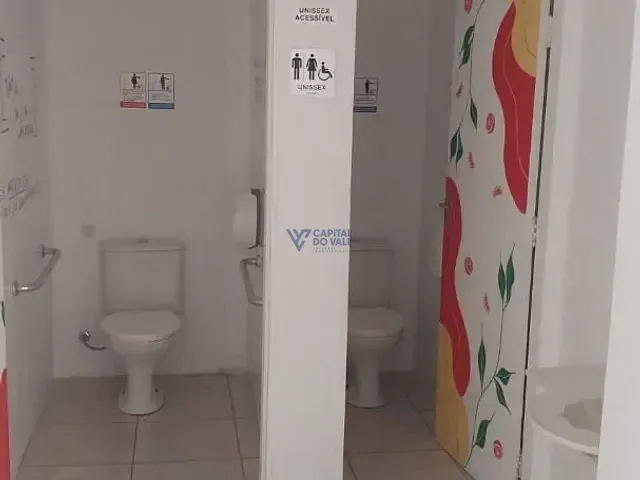 Galpão / Barracão com 300m², para alugar, no bairro Jardim San Marino em São José dos Campos