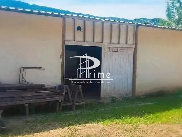 Galpão / Barracão com 450m², à venda ou para alugar, no bairro Retiro em Maricá