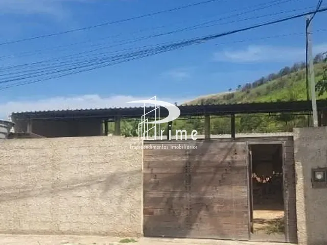 Galpão / Barracão com 450m², à venda ou para alugar, no bairro Retiro em Maricá