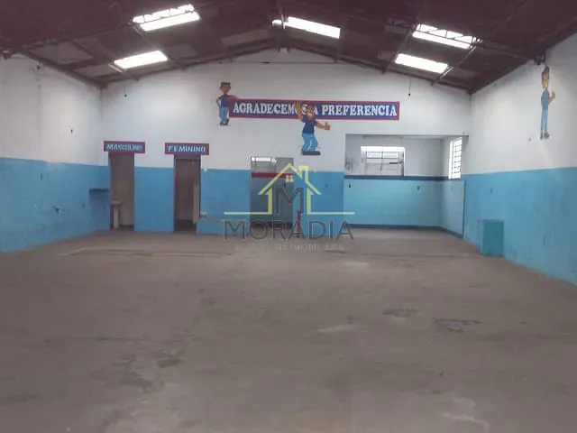 Galpão / Barracão com 200m², à venda, no bairro Angola em Guaxupé