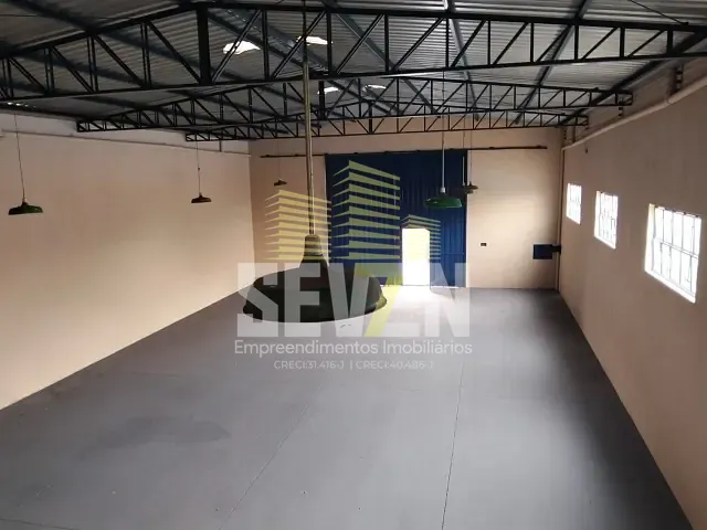 Galpão / Barracão com 270m², para alugar, no bairro Parque Novo São Geraldo em Bauru