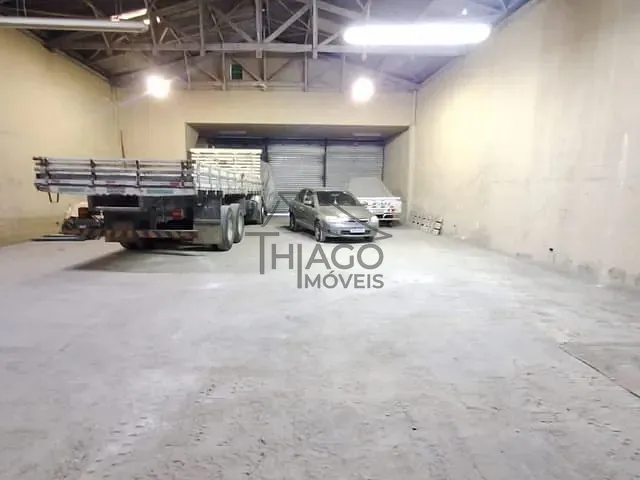 Galpão / Barracão com 900m², para alugar, no bairro Quarta Parada em São Paulo