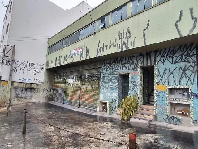 Galpão / Barracão com 900m², para alugar, no bairro Quarta Parada em São Paulo
