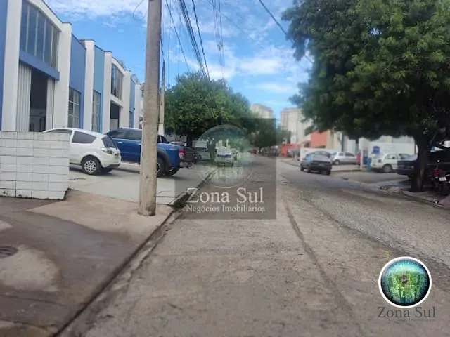 Galpão / Barracão com 238m², à venda, no bairro Jardim Nova Manchester em Sorocaba