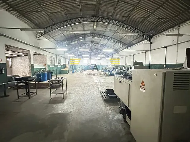 Galpão / Barracão à venda, no bairro Parque dos Bancários em São Paulo