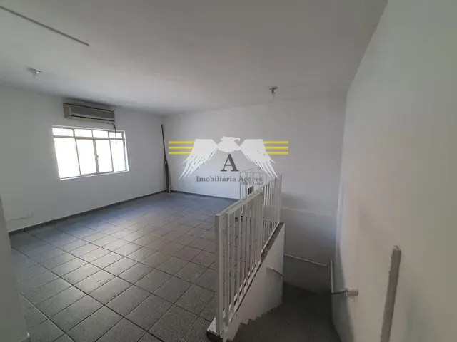 Galpão / Barracão à venda, no bairro Parque dos Bancários em São Paulo