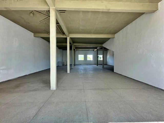 Foto do Galpão / Barracão - Galpão / loja com 360 metros à venda, Heliópolis, Belo Horizonte, MG | Deltalar Imóveis