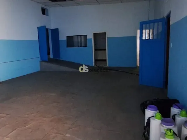 Galpão / Barracão à venda ou para alugar, no bairro Vila Moinho Velho em São Paulo