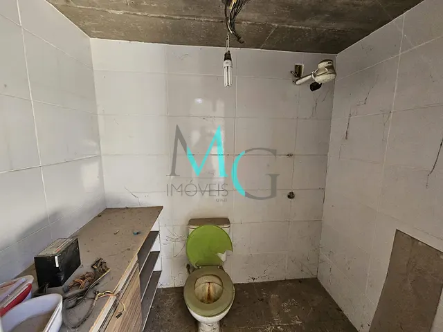 Galpão / Barracão com 150m², para alugar, no bairro Santa Cruz em Rio de Janeiro