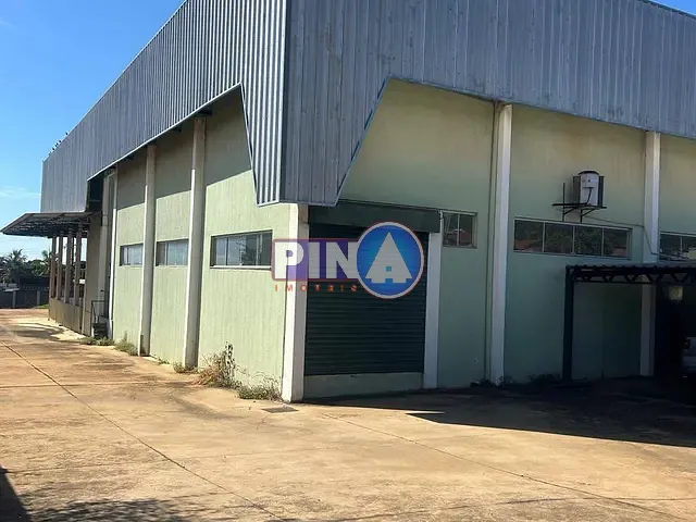 Galpão / Barracão com 5067m², para alugar, no bairro Setor Genoveva Rezende Machado em Senador Canedo
