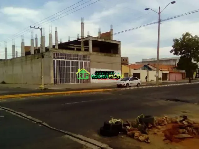 Galpão / Barracão com 1640m², para alugar, no bairro Vermelha em Teresina