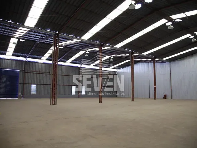 Galpão / Barracão com 6000m², para alugar, no bairro Chácaras Bauruenses em Bauru