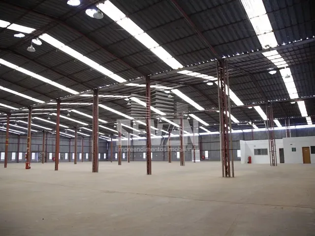 Galpão / Barracão com 6000m², para alugar, no bairro Chácaras Bauruenses em Bauru