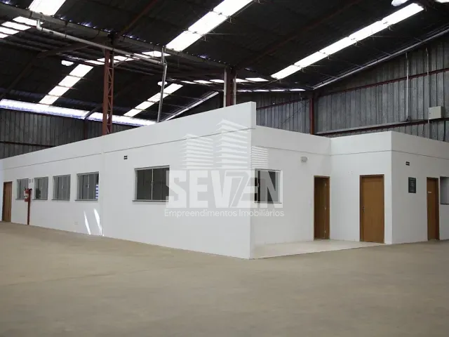 Galpão / Barracão com 6000m², para alugar, no bairro Chácaras Bauruenses em Bauru