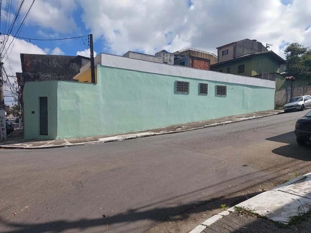 Galpão / Barracão com 250m², à venda ou para alugar, no bairro Vila Moraes em São Paulo