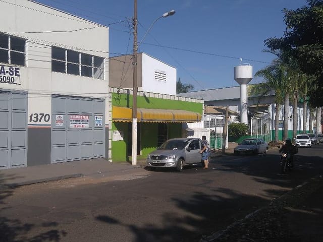 Foto do Galpão / Barracão - Galpão comercial para locação, Parque São Geraldo, Uberaba. | ZUCATO IMOBILIARIA LTDA