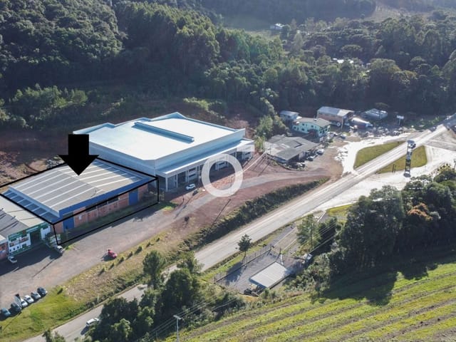 Galpão / Barracão para alugar, no bairro Ana Rech em Caxias do Sul
