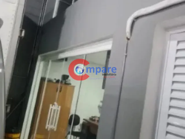 Galpão / Barracão com 400m², à venda, no bairro Jardim Santa Francisca em Guarulhos